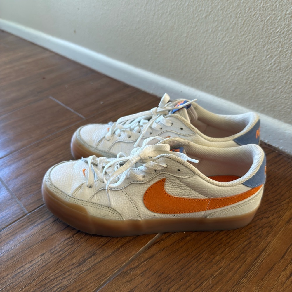 Women’s Nike Blazer Low Sneakers